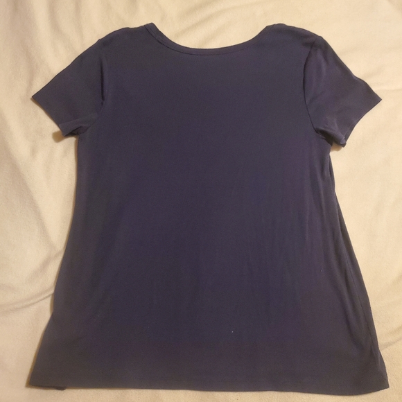 Womens old navy tee size large - Picture 4 of 4